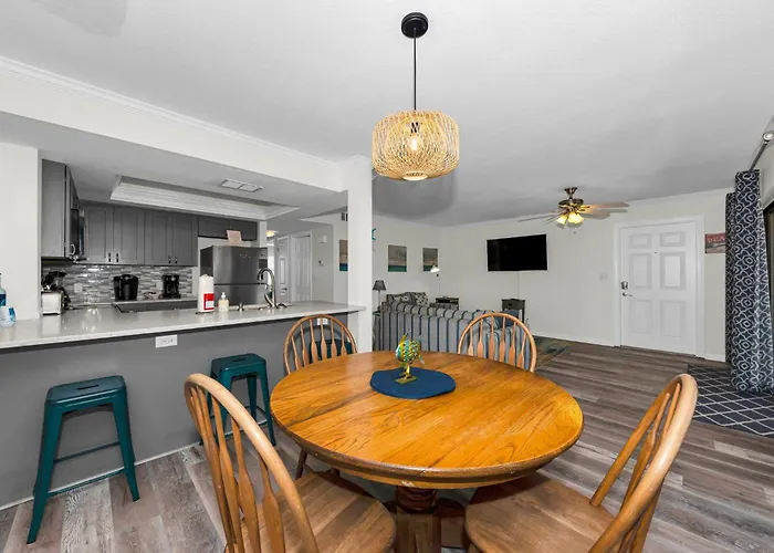 Holiday home 2 Bedroom Clearwater Beach